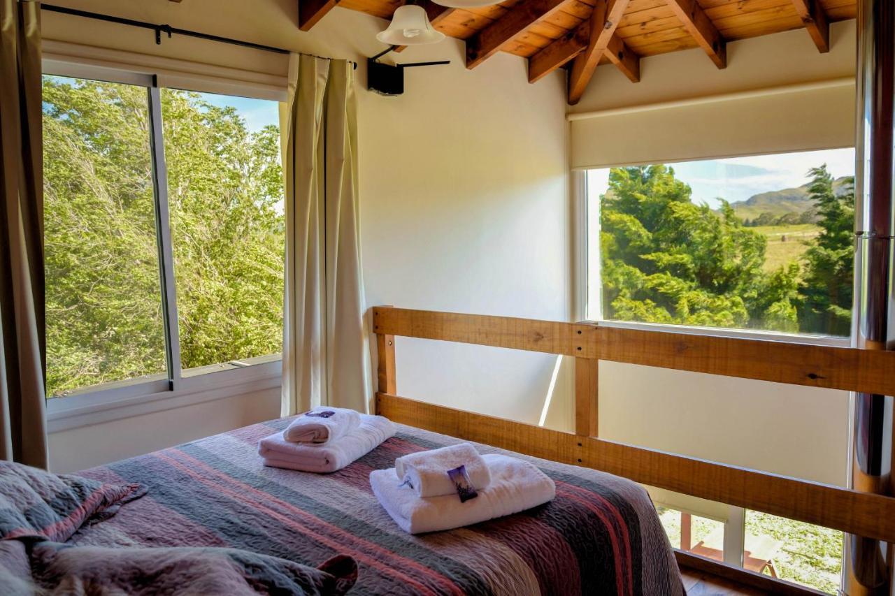Вилла Cabanas De Las Pinturas Сьерра-де-ла-Вентана Экстерьер фото