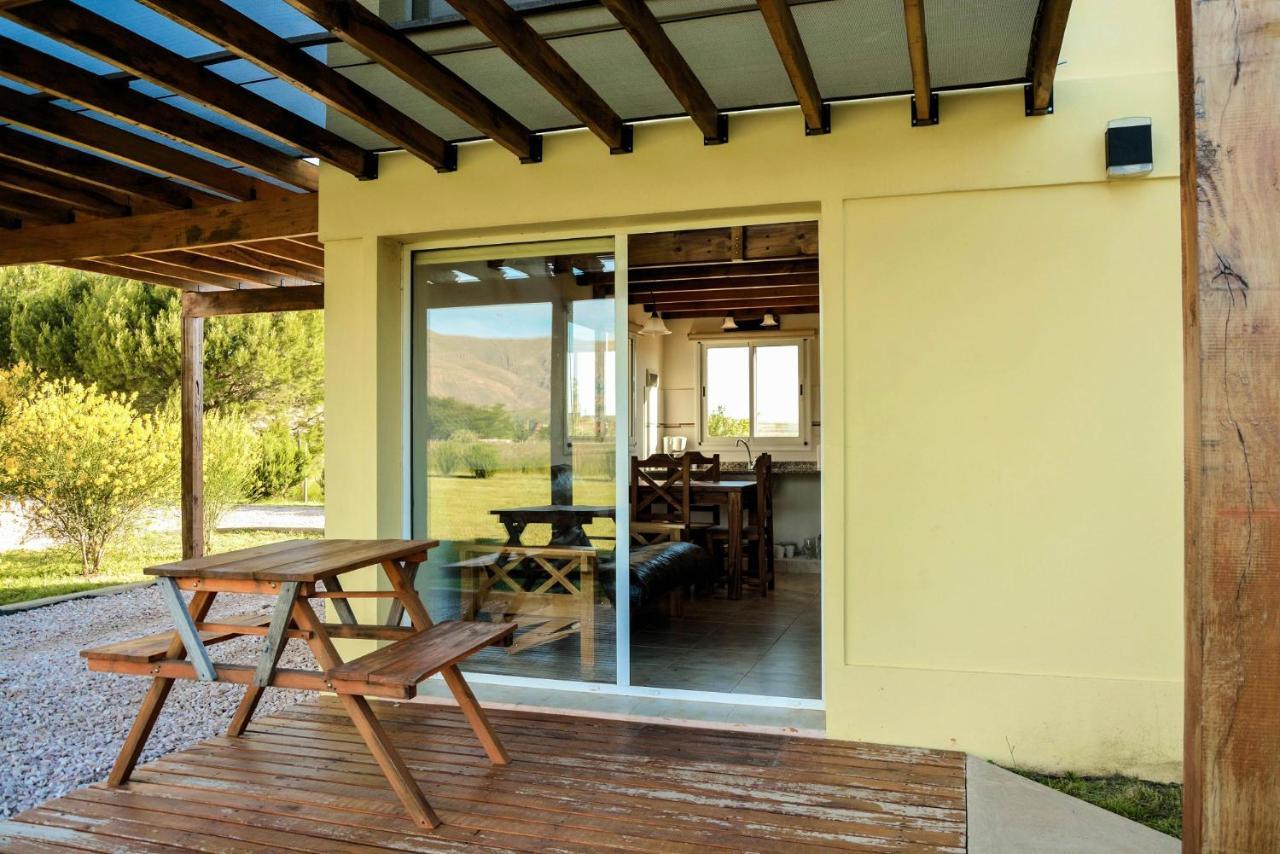Вилла Cabanas De Las Pinturas Сьерра-де-ла-Вентана Экстерьер фото
